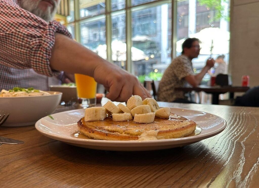 Houston Downtown Food Tour with 5 Tastings of Tradition & Fusion
