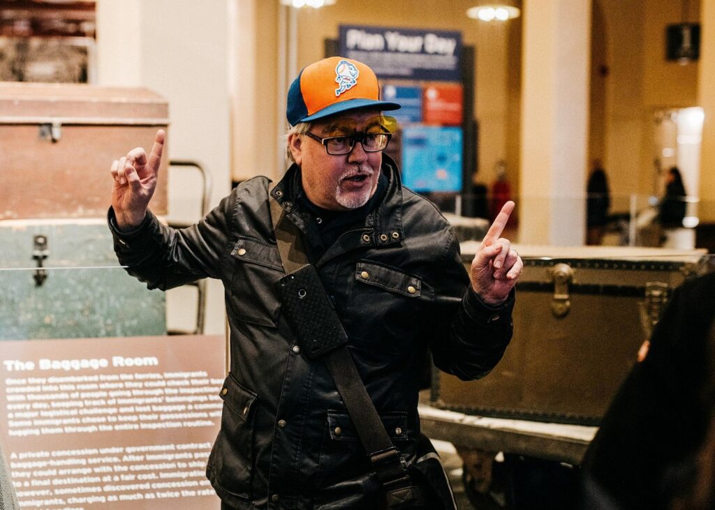 New York: Statue of Liberty and Ellis Island Guided Tour