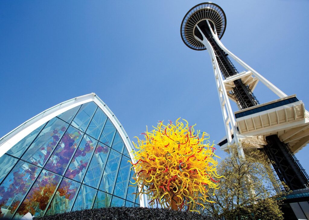 Space Needle and Chihuly Garden and Glass Combination Ticket