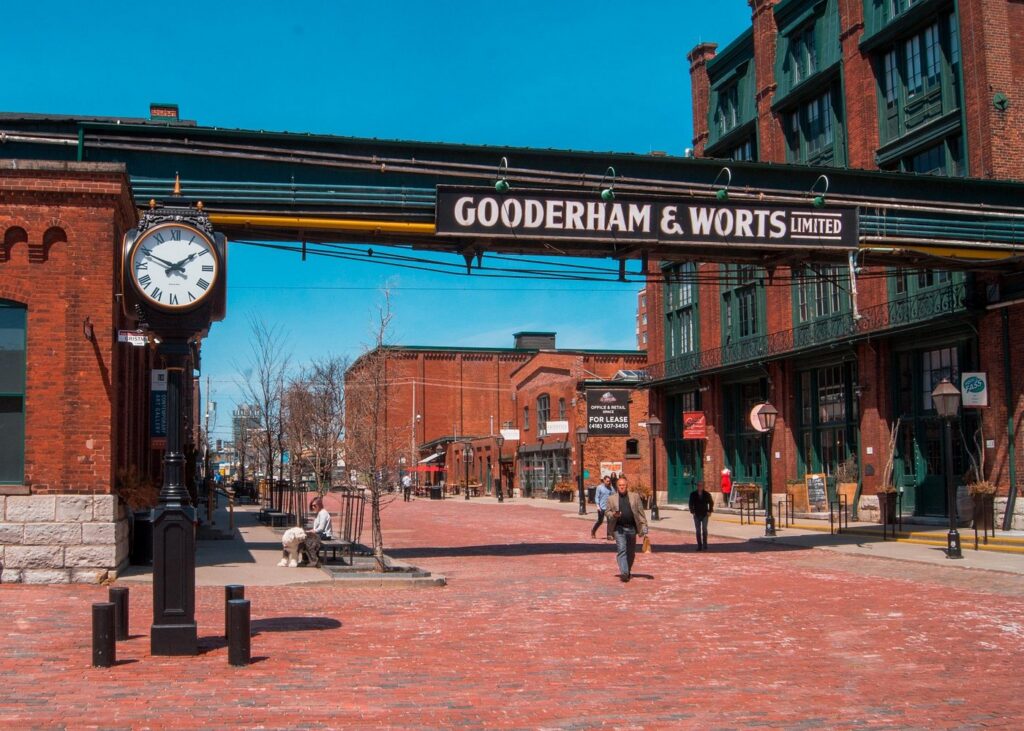 Toronto Distillery District Walking Tour