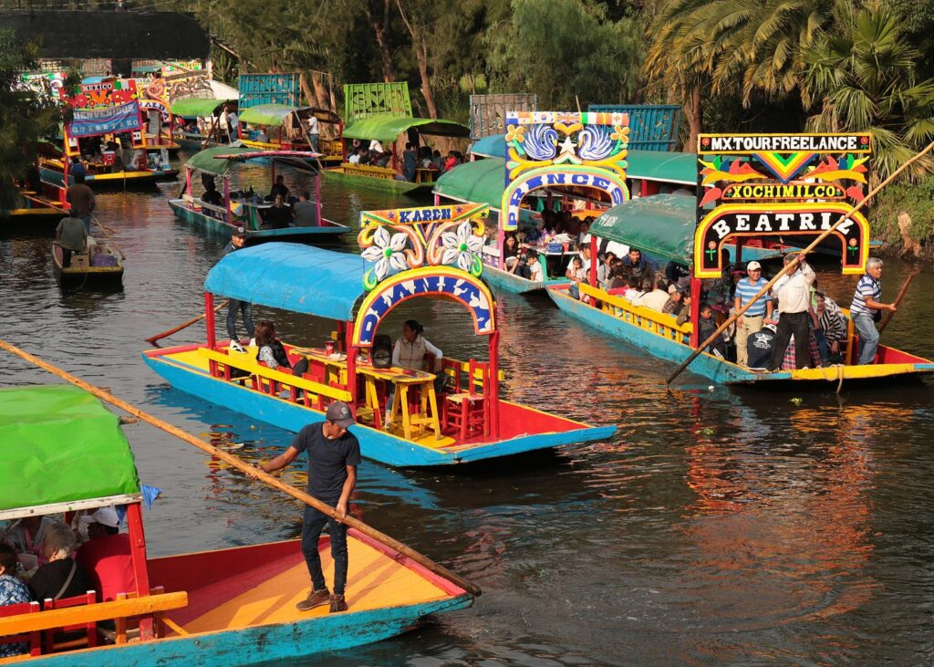 Xochimilco, Coyoacán and Frida Kahlo Museum with Optional Lunch